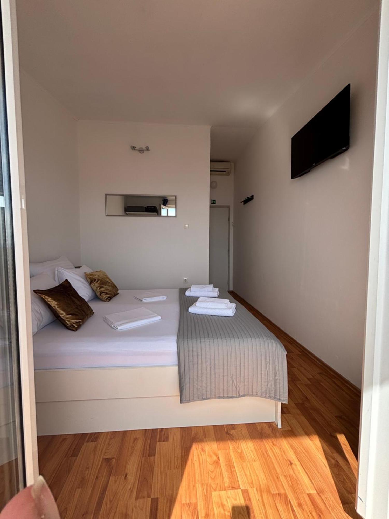 Plava Laguna 자발라 외부 사진